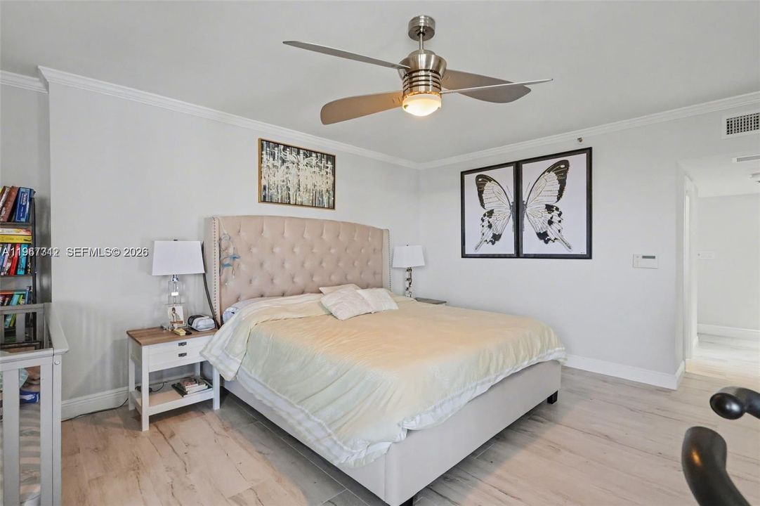 En Venta: $754,000 (2 camas, 2 baños, 1677 Pies cuadrados)