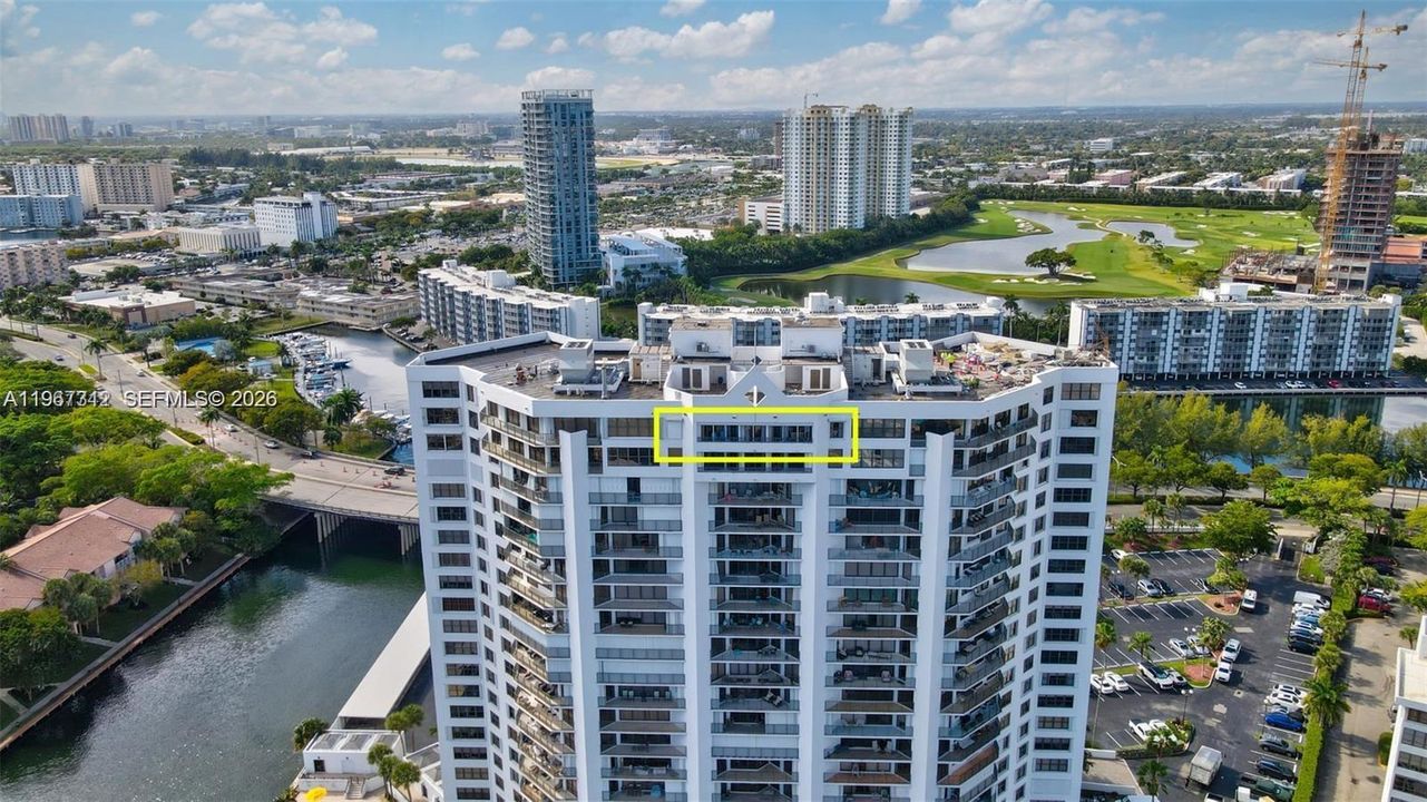 En Venta: $754,000 (2 camas, 2 baños, 1677 Pies cuadrados)