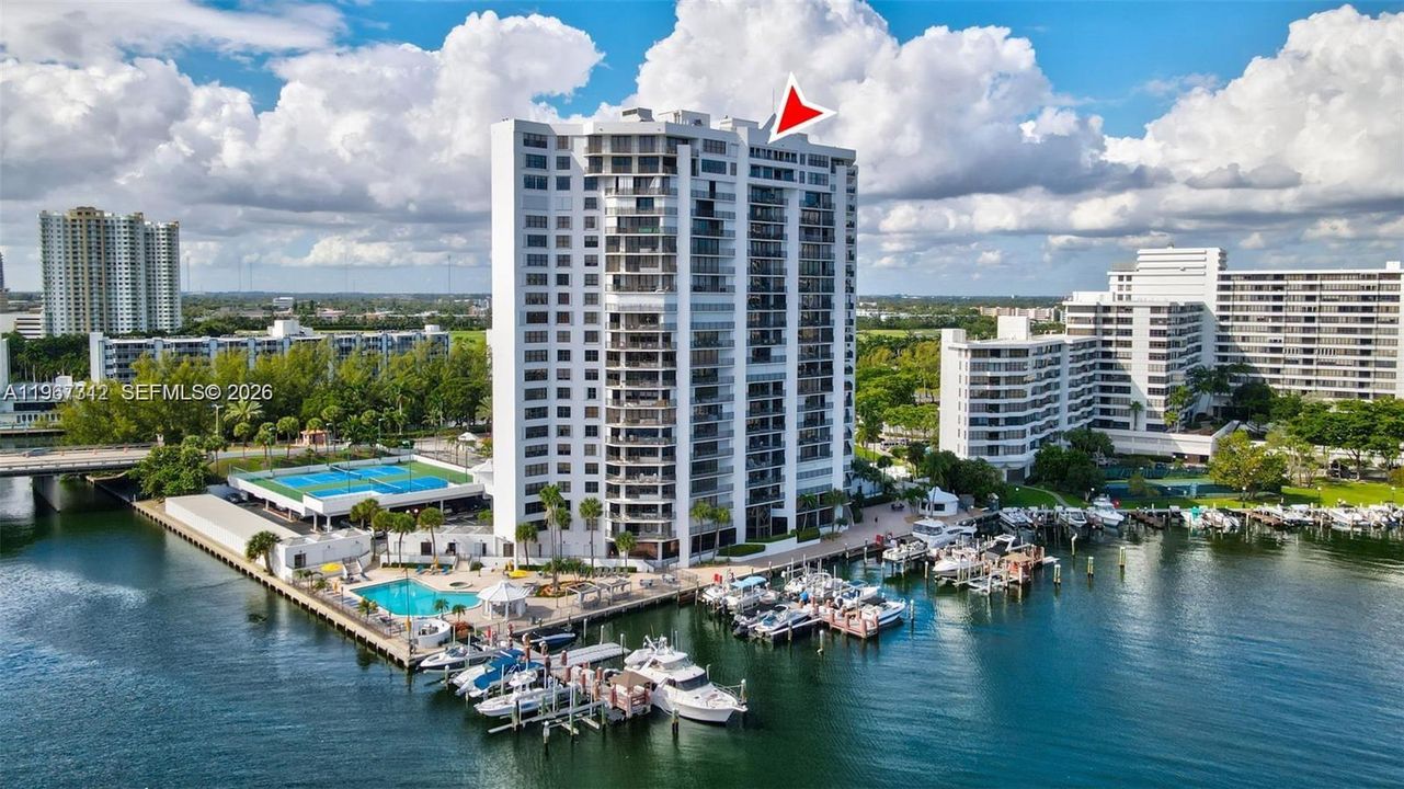 En Venta: $754,000 (2 camas, 2 baños, 1677 Pies cuadrados)