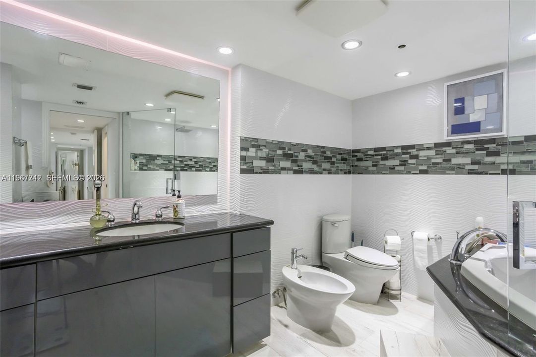 En Venta: $754,000 (2 camas, 2 baños, 1677 Pies cuadrados)