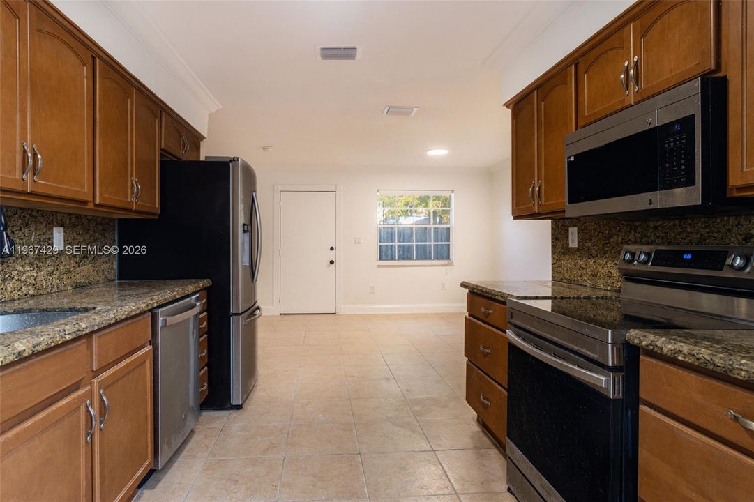 En Venta: $464,900 (3 camas, 2 baños, 1196 Pies cuadrados)