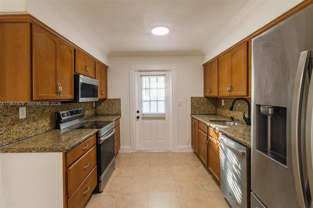 En Venta: $464,900 (3 camas, 2 baños, 1196 Pies cuadrados)