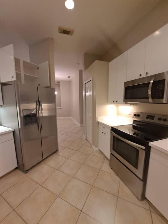 Kitchen (Current Appliances)