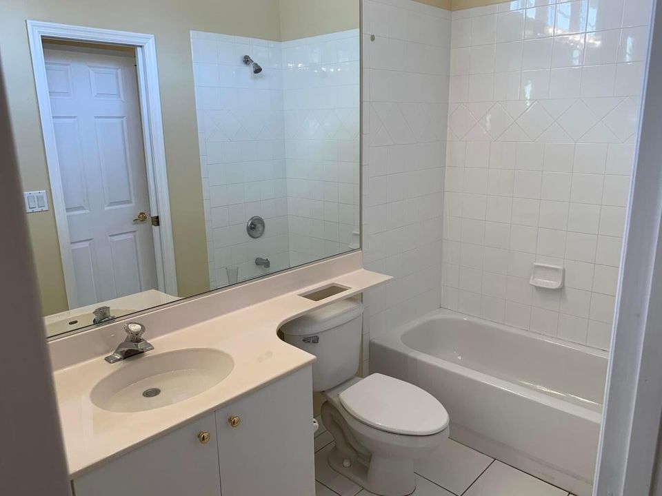 Primary Bathroom (Jack & Jill)