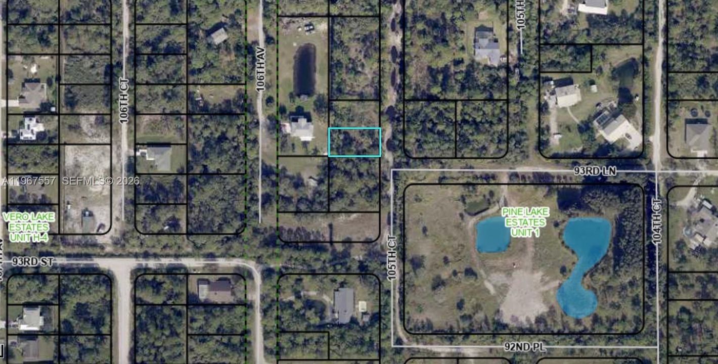 На продажу: $33,000 (0.21 acres)