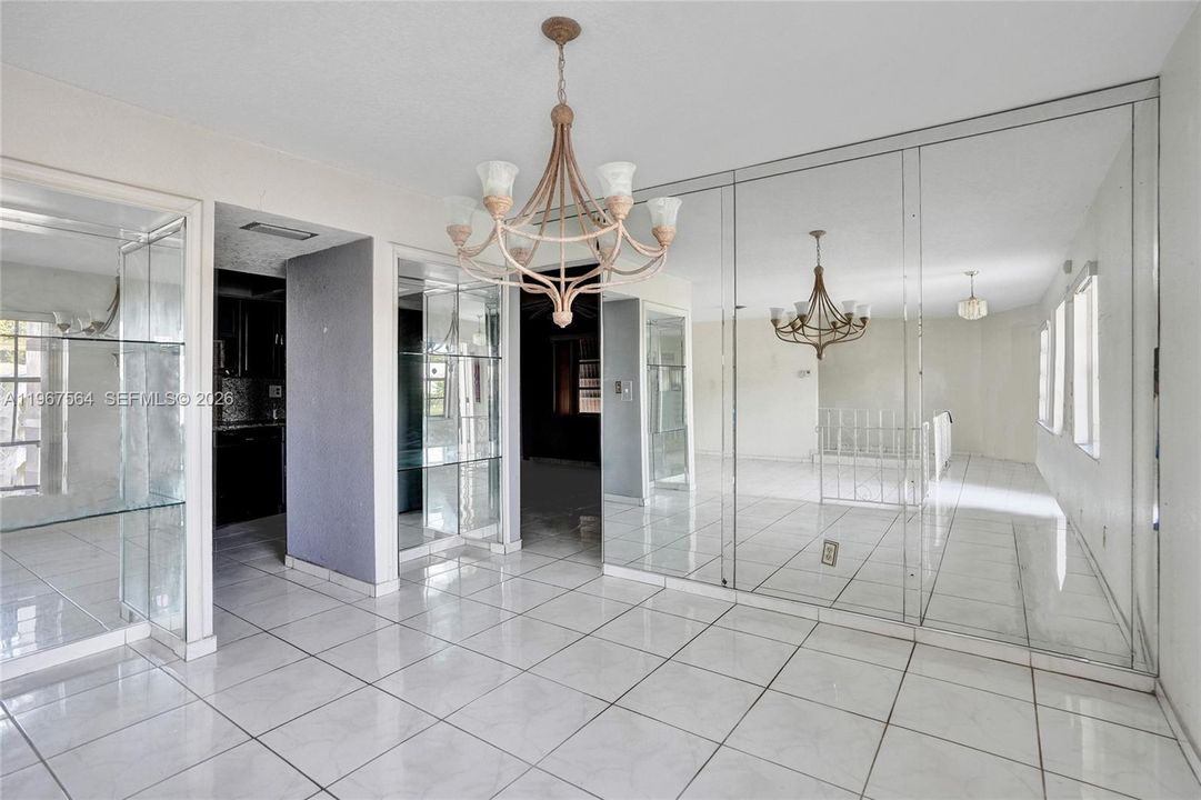 For Sale: $435,000 (4 beds, 2 baths, 2369 Square Feet)
