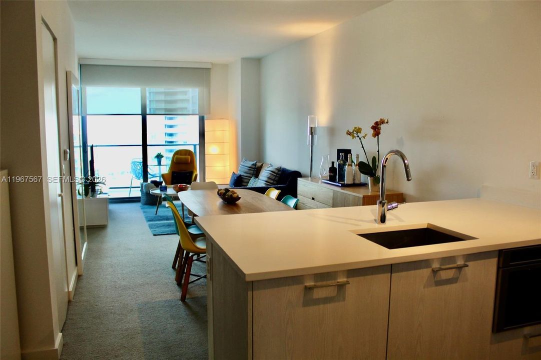 En Venta: $465,000 (1 camas, 1 baños, 618 Pies cuadrados)