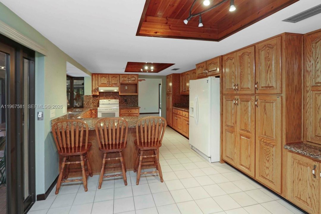 Vendido Recientemente: $1,600,000 (4 camas, 3 baños, 0 Pies cuadrados)