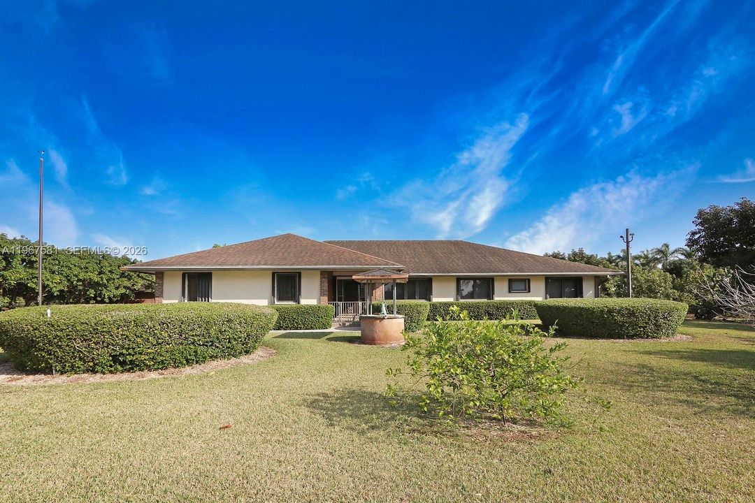 Vendido Recientemente: $1,600,000 (4 camas, 3 baños, 0 Pies cuadrados)
