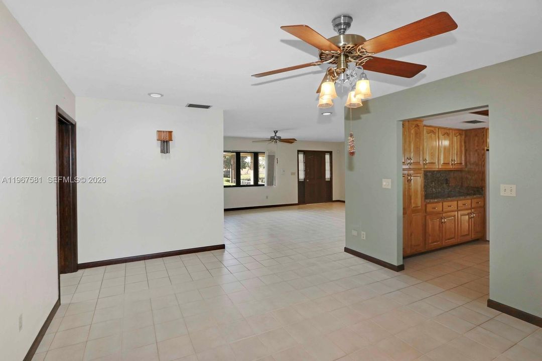 Vendido Recientemente: $1,600,000 (4 camas, 3 baños, 0 Pies cuadrados)