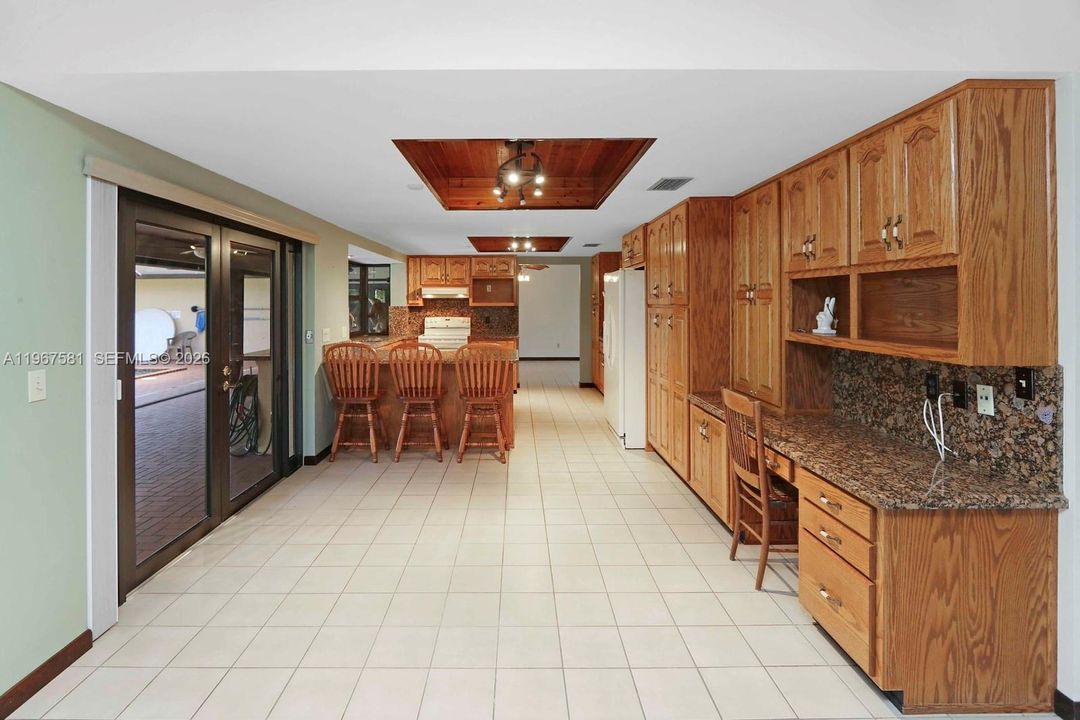 Vendido Recientemente: $1,600,000 (4 camas, 3 baños, 0 Pies cuadrados)