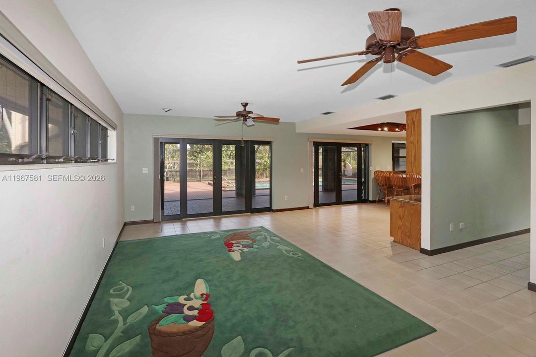 Vendido Recientemente: $1,600,000 (4 camas, 3 baños, 0 Pies cuadrados)