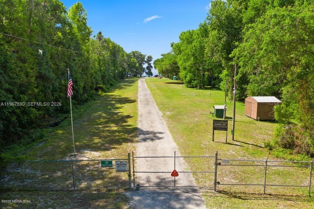 En Venta: $35,000 (30,492.00 acres)