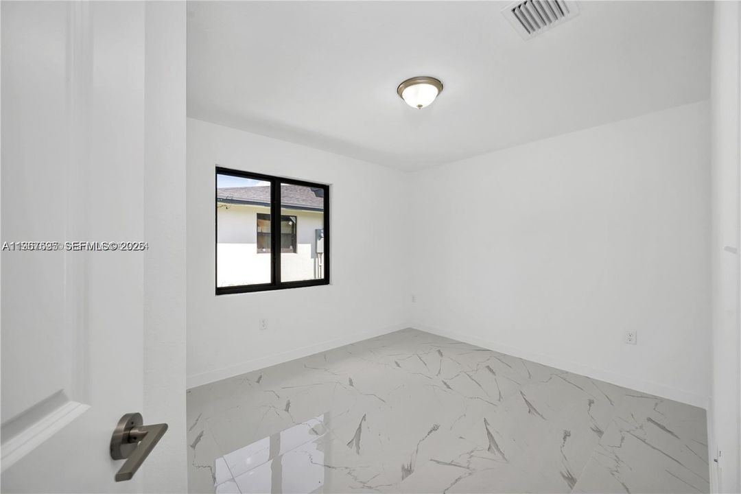 For Sale: $750,000 (0 beds, 0 baths, 1900 Square Feet)
