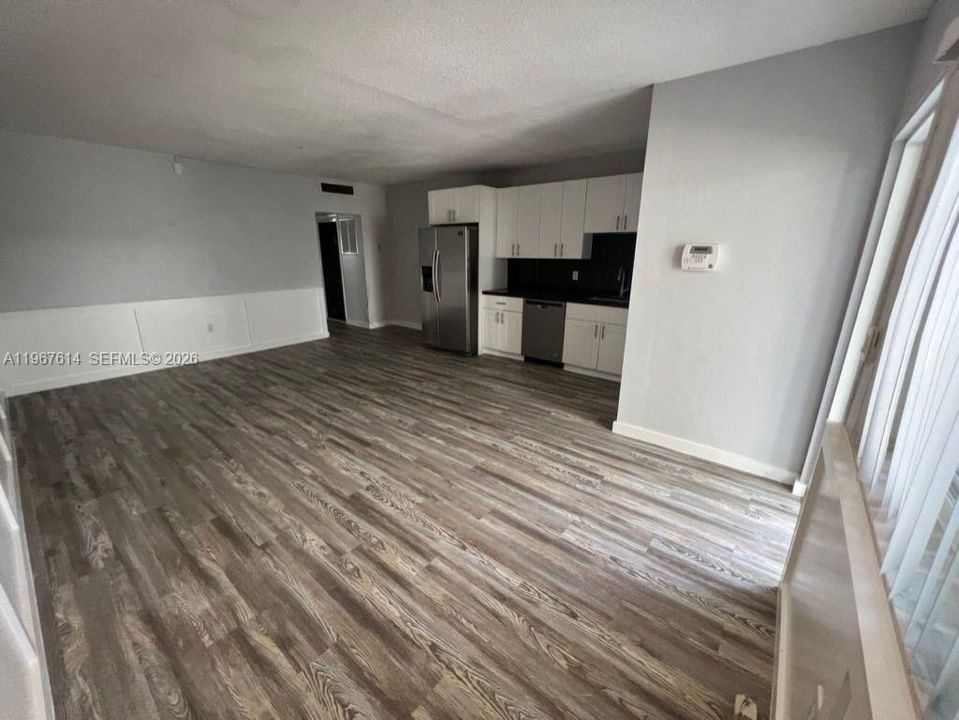На продажу: $245,000 (1 спален, 1 ванн, 710 Квадратных фут)
