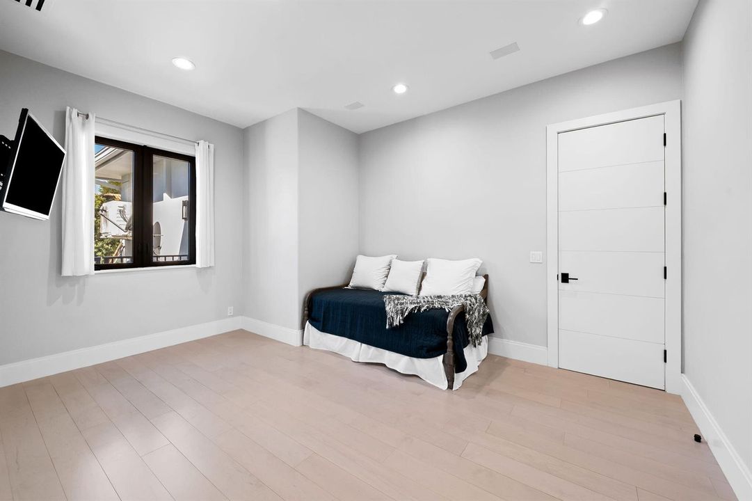 Kids Room/playroom