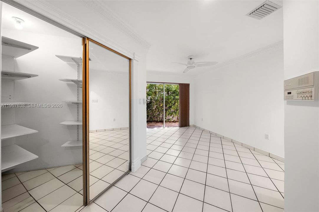 Active With Contract: $4,995,000 (5 beds, 4 baths, 3674 Square Feet)