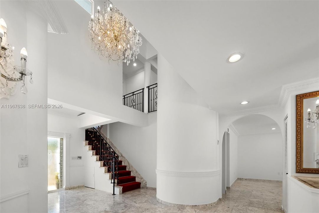 Active With Contract: $4,995,000 (5 beds, 4 baths, 3674 Square Feet)