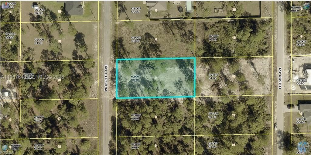 Недавно продано: $32,000 (0.50 acres)