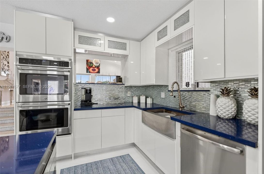 В аренду: $9,800 (3 спален, 3 ванн, 2786 Квадратных фут)
