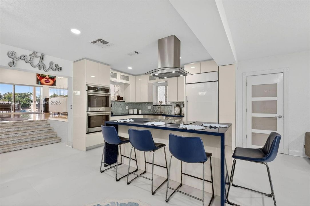 В аренду: $9,800 (3 спален, 3 ванн, 2786 Квадратных фут)