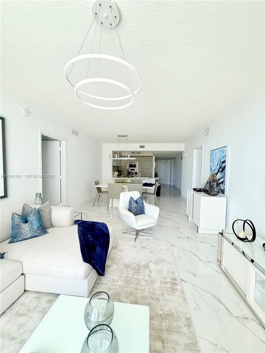 Active With Contract: $1,200,000 (2 beds, 3 baths, 1524 Square Feet)