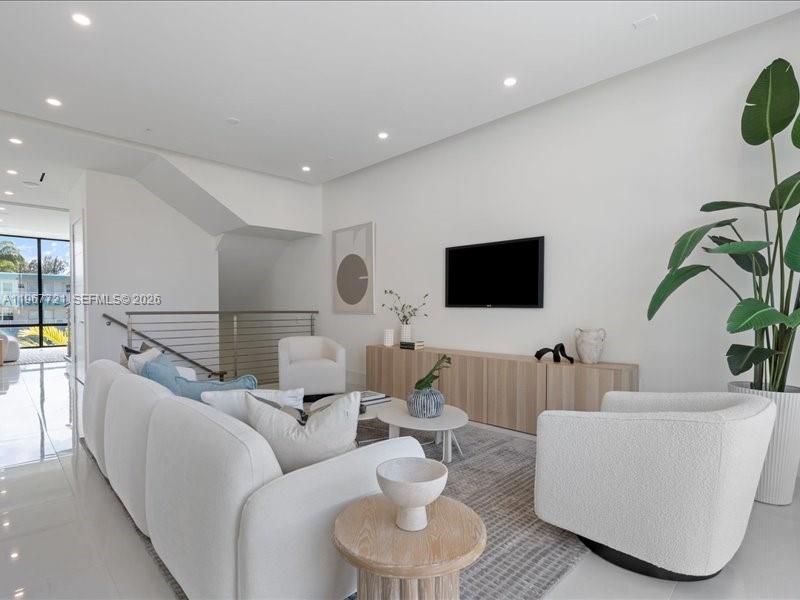 En Venta: $2,750,000 (4 camas, 4 baños, 3516 Pies cuadrados)
