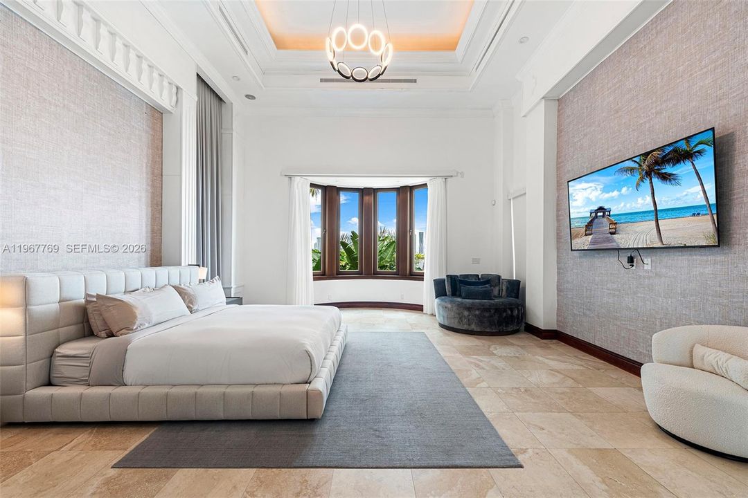 В аренду: $85,000 (5 спален, 5 ванн, 6090 Квадратных фут)