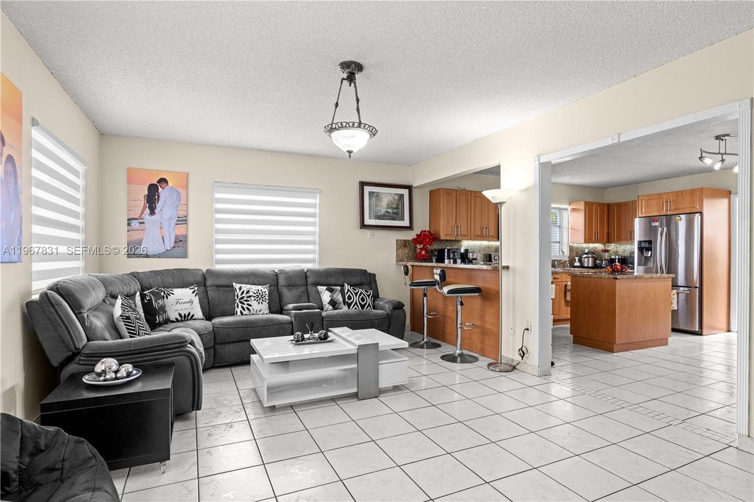 Active With Contract: $975,000 (0 beds, 0 baths, 3244 Square Feet)