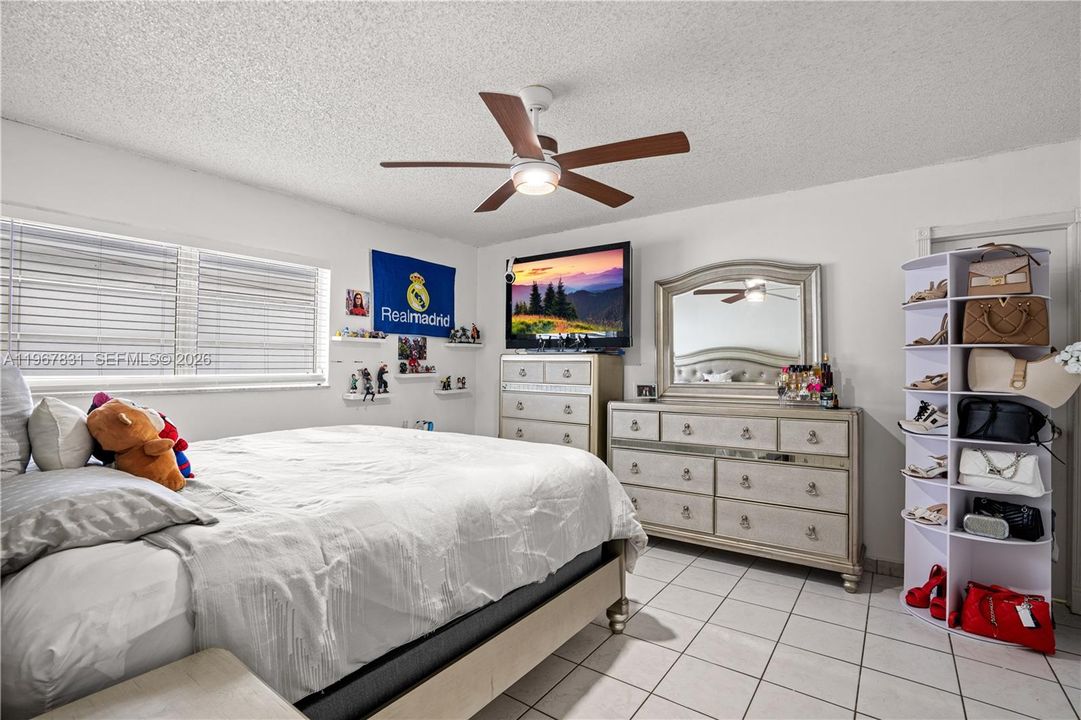 Active With Contract: $975,000 (0 beds, 0 baths, 3244 Square Feet)