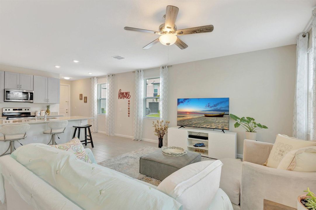 17-web-or-mls-5P1A4031
