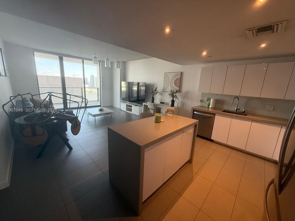 На продажу: $499,999 (1 спален, 1 ванн, 752 Квадратных фут)