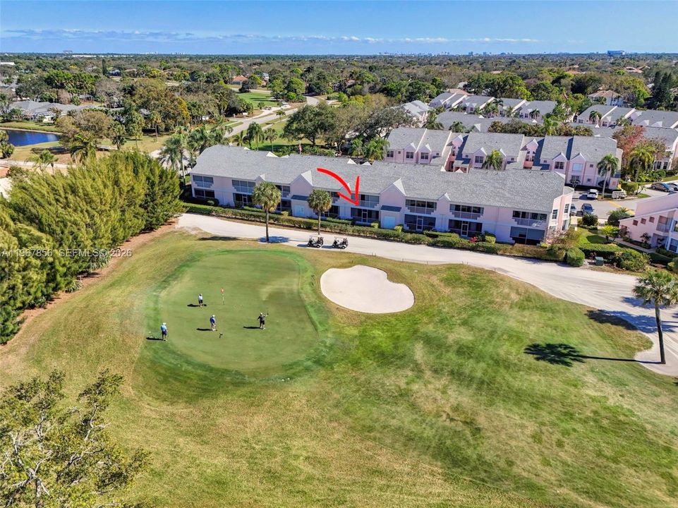 На продажу: $329,000 (2 спален, 2 ванн, 1160 Квадратных фут)