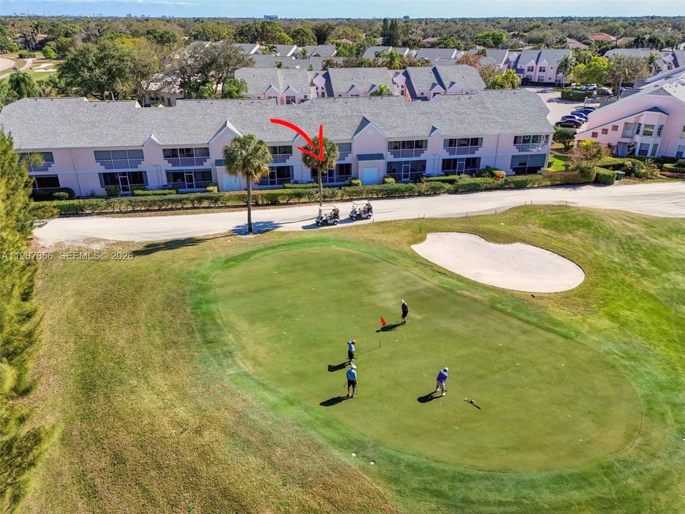 На продажу: $329,000 (2 спален, 2 ванн, 1160 Квадратных фут)