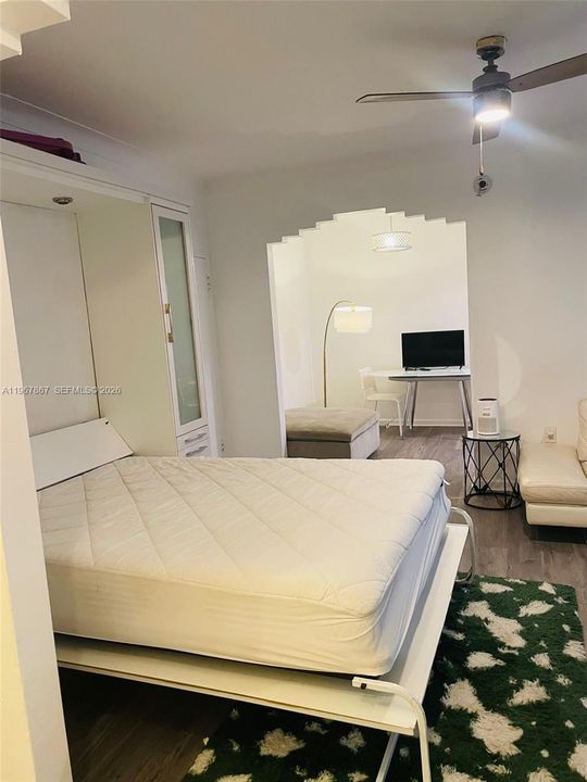 En Venta: $215,000 (0 camas, 1 baños, 430 Pies cuadrados)