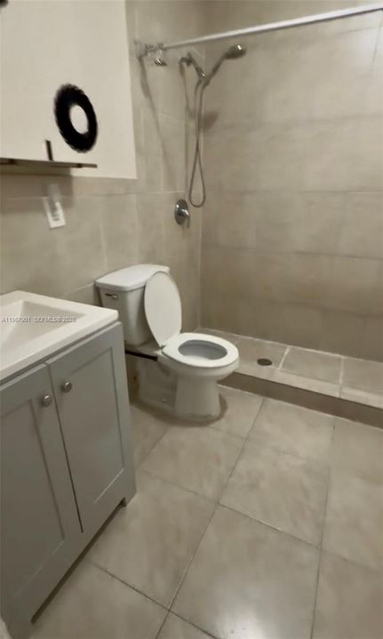 В аренду: $1,299 (1 спален, 1 ванн, 2009 Квадратных фут)