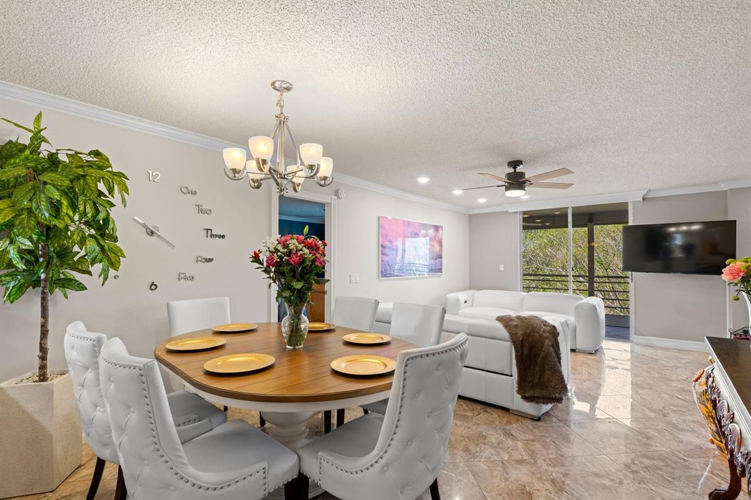 Informal / Formal Dining Room