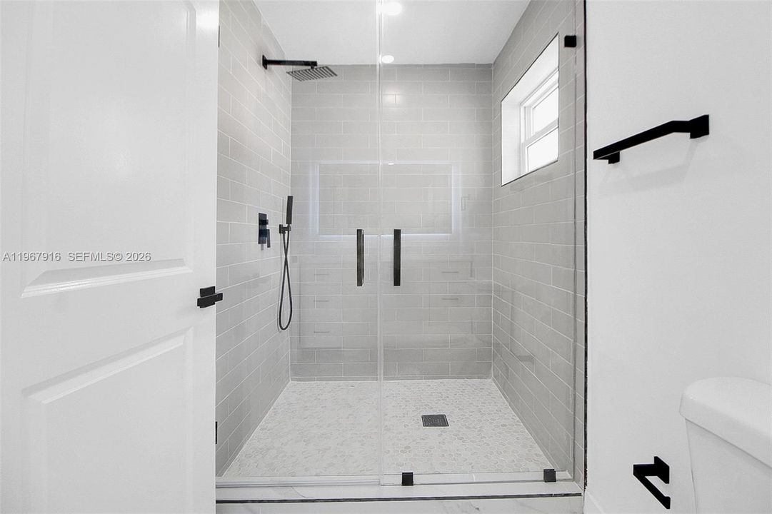 For Sale: $742,500 (4 beds, 3 baths, 1816 Square Feet)