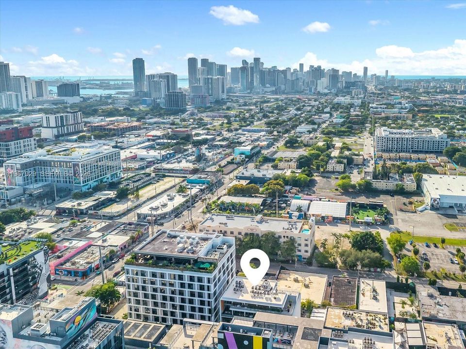 For Sale: $850,000 (2 beds, 2 baths, 1420 Square Feet)