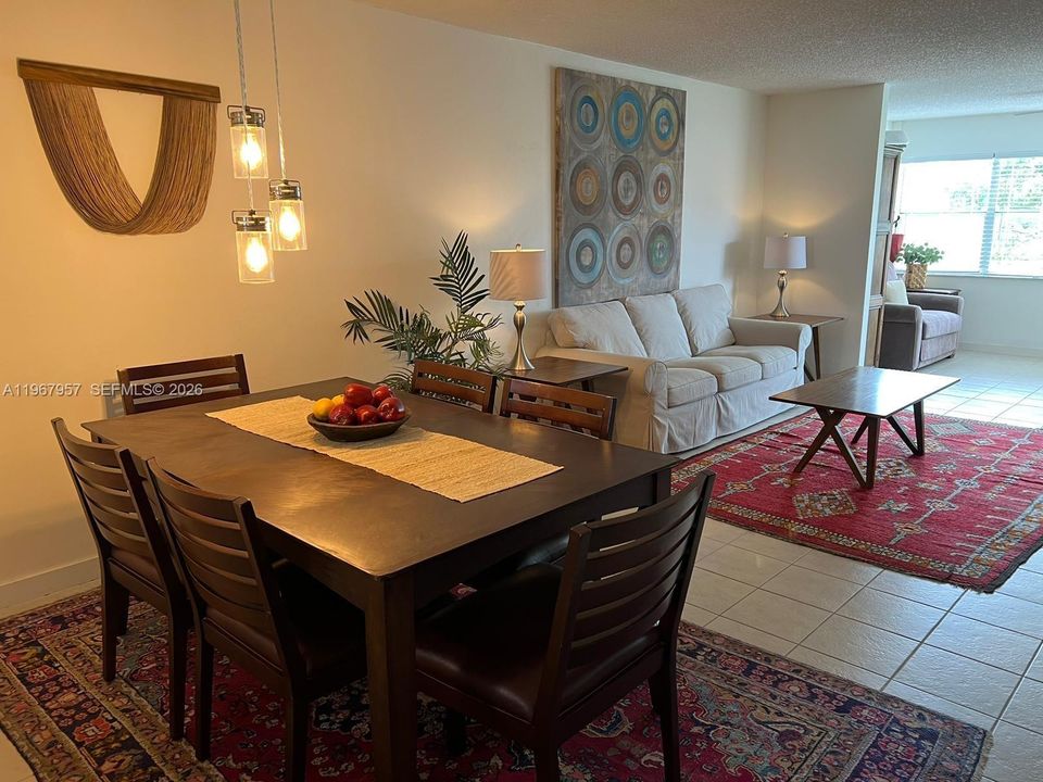 For Sale: $74,900 (1 beds, 1 baths, 850 Square Feet)