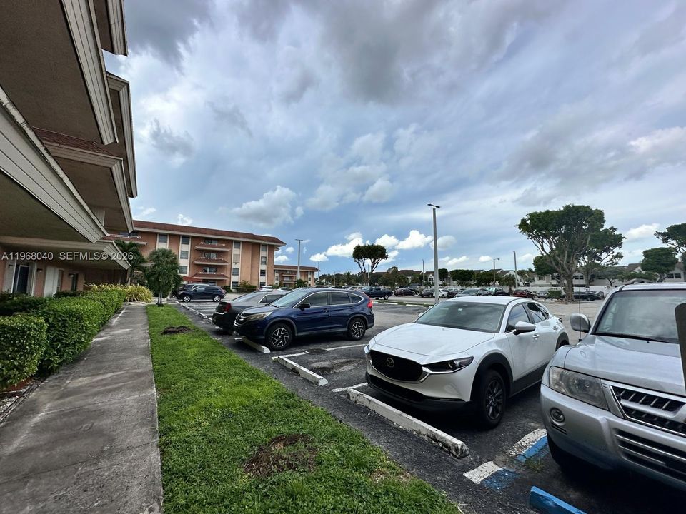 Activo con contrato: $1,730 (1 camas, 1 baños, 660 Pies cuadrados)