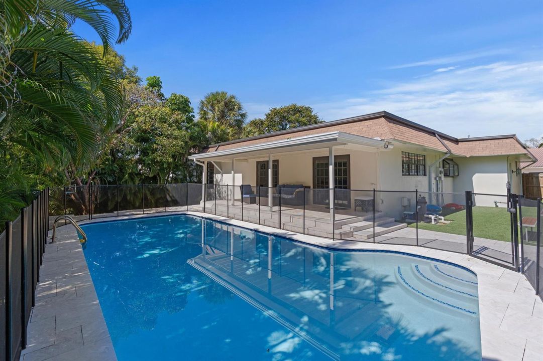 Pool & Patio