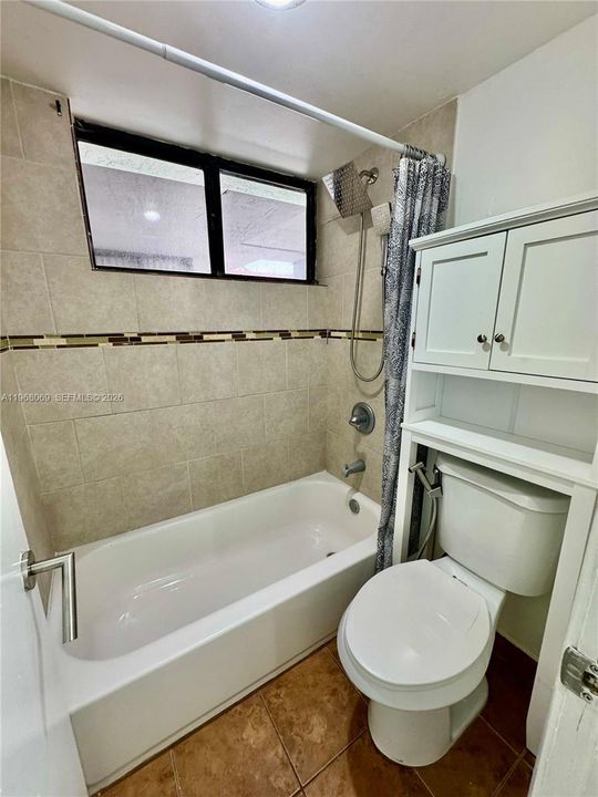 Activo con contrato: $225,000 (2 camas, 2 baños, 1132 Pies cuadrados)