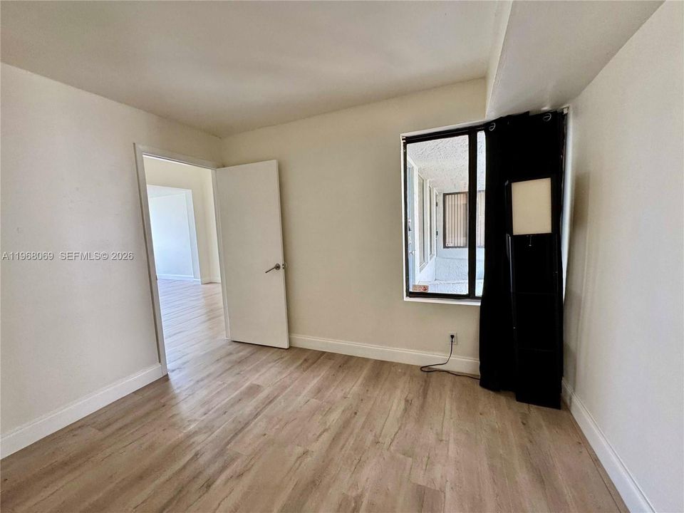 Activo con contrato: $225,000 (2 camas, 2 baños, 1132 Pies cuadrados)