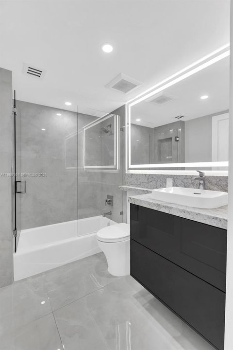 На продажу: $1,240,000 (3 спален, 2 ванн, 2056 Квадратных фут)