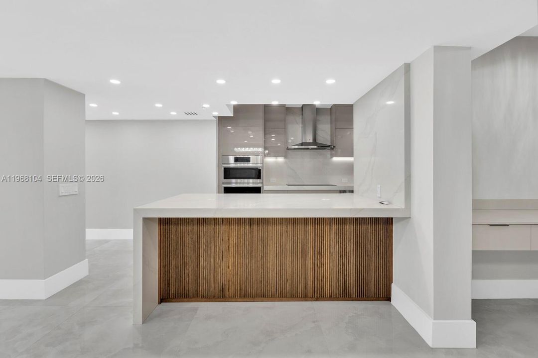 На продажу: $1,240,000 (3 спален, 2 ванн, 2056 Квадратных фут)