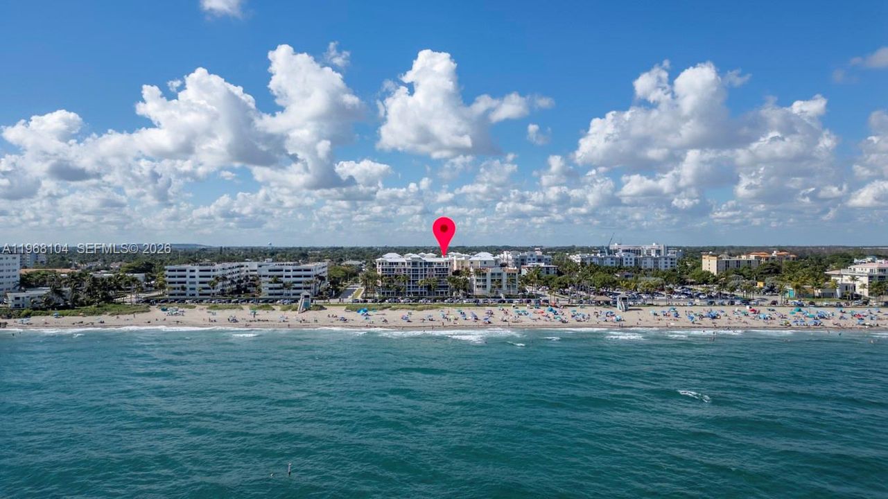 На продажу: $1,240,000 (3 спален, 2 ванн, 2056 Квадратных фут)