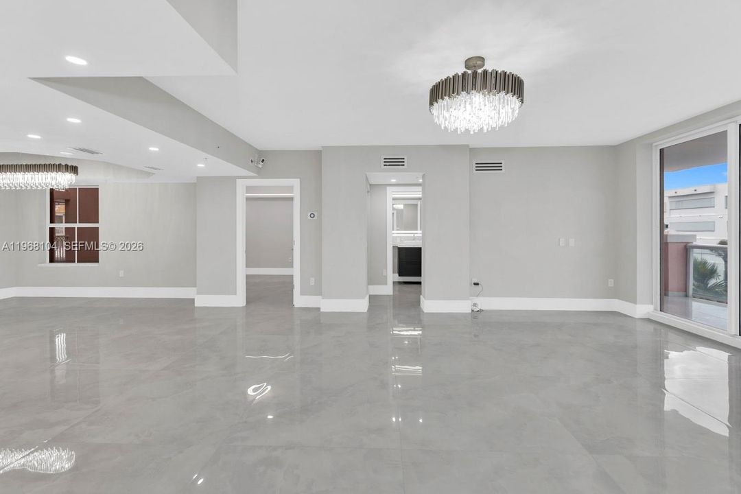 На продажу: $1,240,000 (3 спален, 2 ванн, 2056 Квадратных фут)