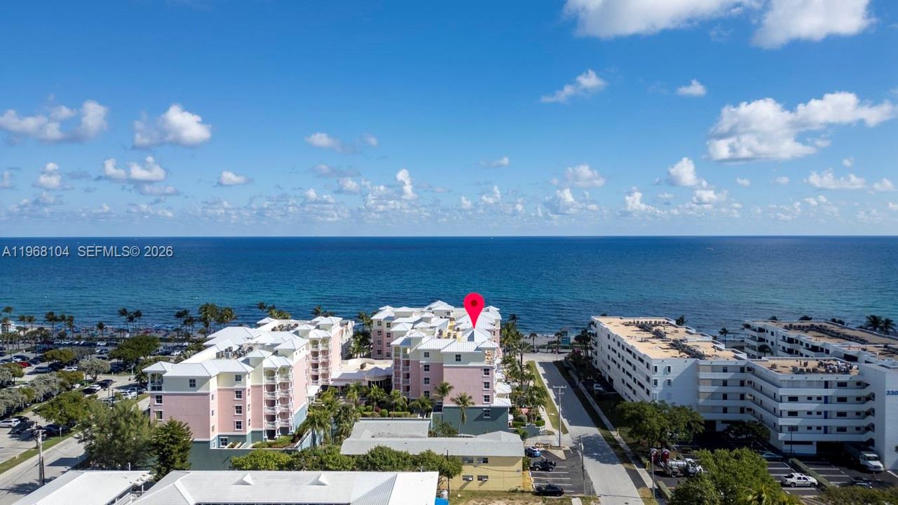 На продажу: $1,240,000 (3 спален, 2 ванн, 2056 Квадратных фут)