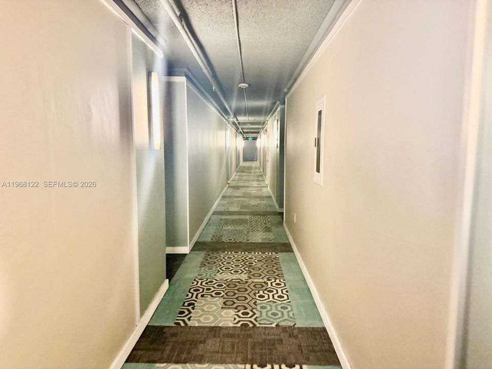 En Venta: $385,000 (1 camas, 1 baños, 757 Pies cuadrados)